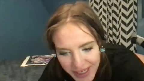 kittycatkendra online show from 11-20-25, 02:01