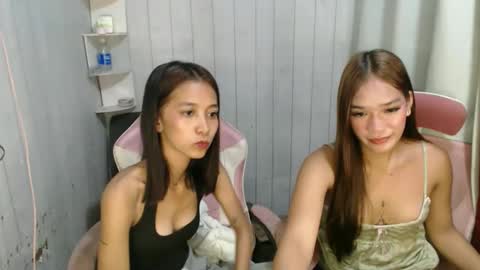 Snapshot of kittycatxx_69 chatting on 10-18-25, 09:32 kittycatxx_69 online show from 10-18-25, 09:32