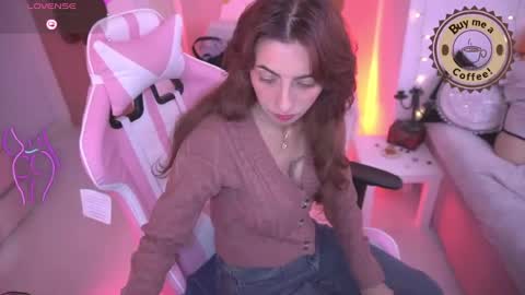 Snapshot of kittygrey chatting on 07-29-26, 11:47 Samantha Grey online show from 07-29-26, 11:47