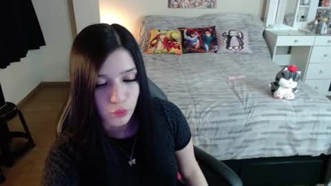 Isabel online show from 10-28-25, 01:20