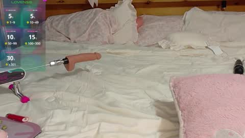 kittykisses3 online show from 04-27-26, 12:19