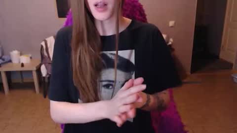 KittyloveMoon online show from 04-08-26, 07:58