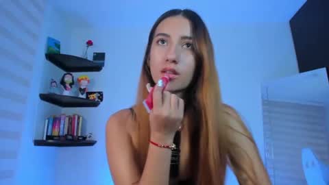 Snapshot of kittyrush_ chatting on 11-22-25, 07:51 kitty online show from 11-22-25, 07:51