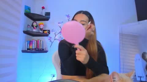 Snapshot of kittyrush_ chatting on 11-28-25, 07:00 kitty online show from 11-28-25, 07:00