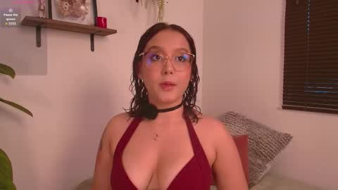 Sophie online show from 04-26-26, 10:07