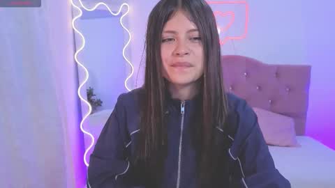 Kitty  online show from 09-15-25, 11:54