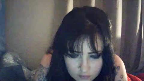 Snapshot of kittytats21 chatting on 04-29-26, 02:59 SummerT online show from 04-29-26, 02:59
