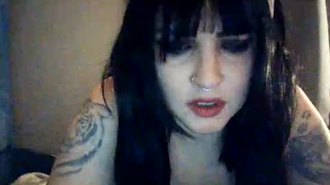 Snapshot of kittytats21 chatting on 05-20-26, 09:54 SummerT online show from 05-20-26, 09:54
