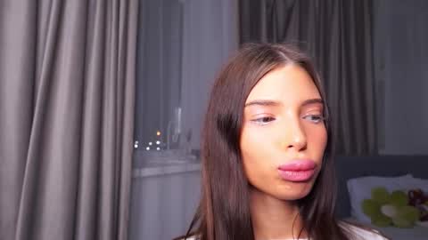 Snapshot of kittyummy chatting on 10-22-25, 05:13 Alice online show from 10-22-25, 05:13