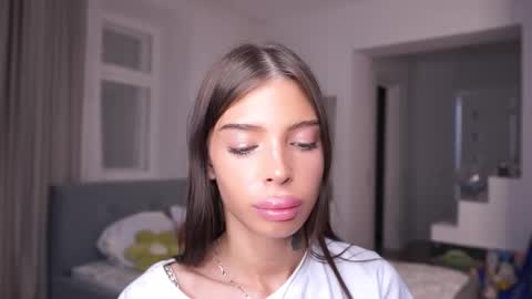 Snapshot of kittyummy chatting on 11-29-25, 04:43 Alice online show from 11-29-25, 04:43