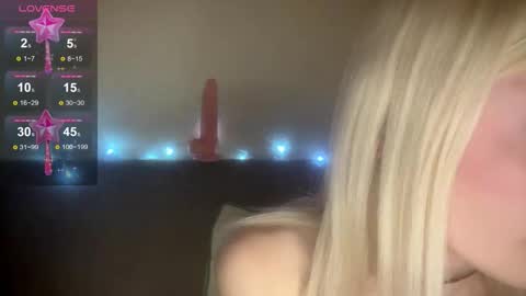 kittywithu online show from 11-12-25, 12:38