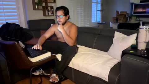 kittywoodyluv online show from 01-21-25, 09:46