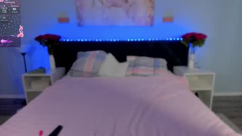 kittyy online show from 10-14-25, 08:26