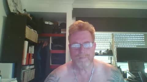 Snapshot of kiwi_boss61 chatting on 10-29-25, 04:48 kiwi_boss61 online show from 10-29-25, 04:48