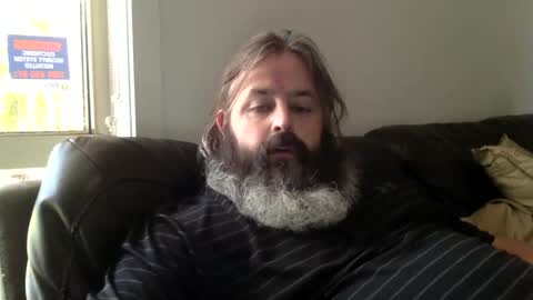 Kiwiabroad online show from 02-20-25, 06:28