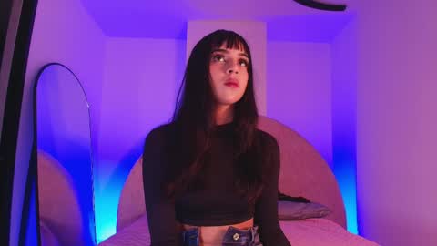 Kkira  online show from 04-19-26, 12:04