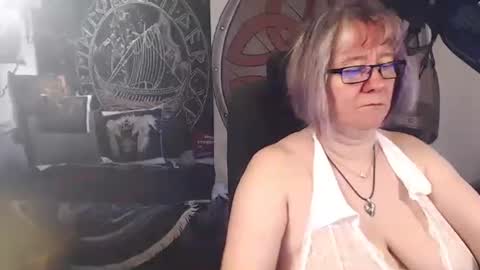 Michelle online show from 04-24-26, 07:11