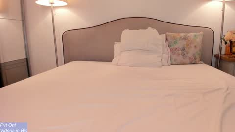 Snapshot of kleospassion chatting on 01-24-25, 03:24 Kleospassion online show from 01-24-25, 03:24