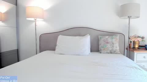 Snapshot of kleospassion chatting on 02-11-25, 10:59 Kleospassion online show from 02-11-25, 10:59