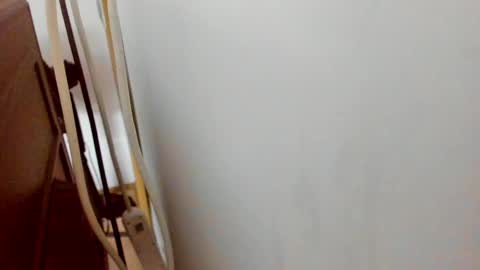 Snapshot of klisman_new chatting on 02-14-25, 10:36 adam andreo online show from 02-14-25, 10:36