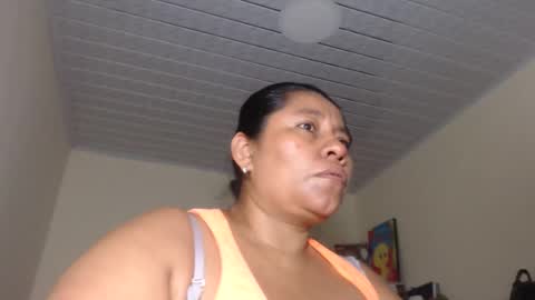 Snapshot of kloe_boobs chatting on 02-12-25, 05:15 Kloe online show from 02-12-25, 05:15