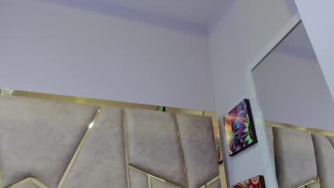 kloe online show from 04-28-26, 05:23