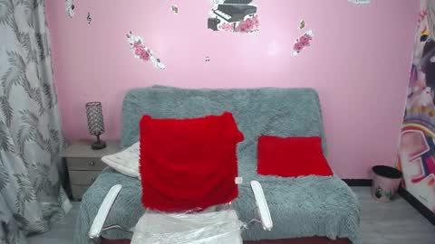 Snapshot of kloe_cooper chatting on 12-31-24, 06:59 kloe_cooper online show from 12-31-24, 06:59