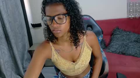 Snapshot of kloe_cooper chatting on 09-17-25, 02:52 kloe_cooper online show from 09-17-25, 02:52