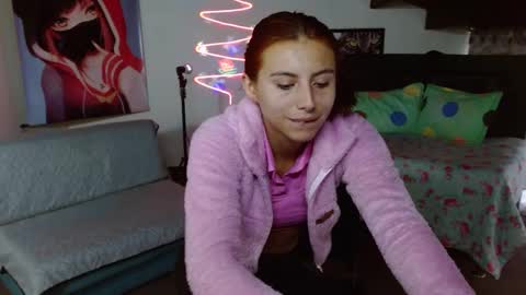 Snapshot of kloe_deker chatting on 12-09-24, 01:34 Kloe deker online show from 12-09-24, 01:34