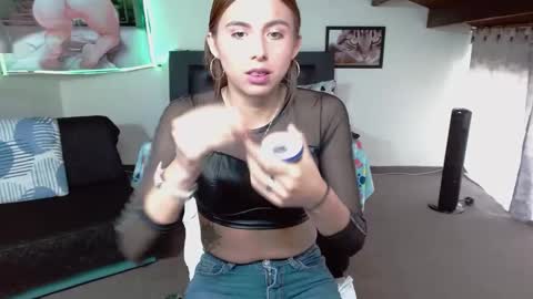 Snapshot of kloe_deker chatting on 03-11-25, 02:18 Kloe deker online show from 03-11-25, 02:18