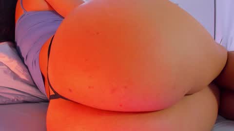 Snapshot of kloeass chatting on 01-09-25, 12:14 SOPHIA RIVERA online show from 01-09-25, 12:14