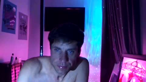 Snapshot of kmack1111 chatting on 03-10-25, 10:48 Kevv  Heidi All Hallows Eve Show online show from 03-10-25, 10:48