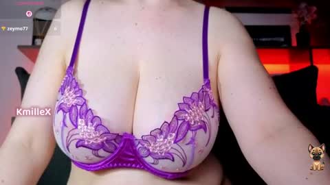 KmilleX online show from 07-29-26, 10:08