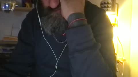 Snapshot of knicker76 chatting on 03-25-26, 07:20 knicker76 online show from 03-25-26, 07:20