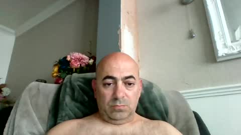 Snapshot of knickerwhipper chatting on 05-18-26, 03:07 knickerwhipper online show from 05-18-26, 03:07