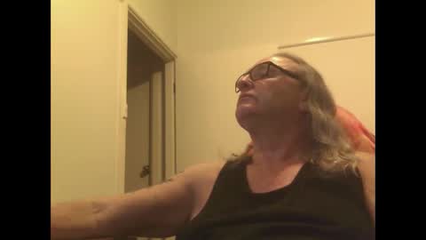 knobout online show from 09-18-25, 01:46