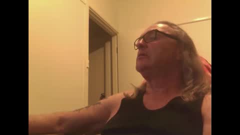 knobout online show from 10-09-25, 12:14