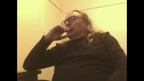 Snapshot of knobout chatting on 06-02-26, 09:22 knobout online show from 06-02-26, 09:22