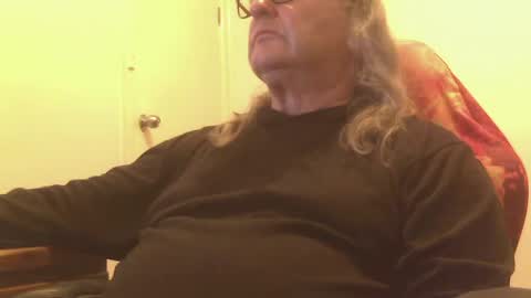 Snapshot of knobout chatting on 07-01-26, 11:45 knobout online show from 07-01-26, 11:45