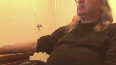 Snapshot of knobout chatting on 07-06-26, 12:13 knobout online show from 07-06-26, 12:13
