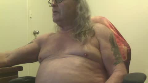 Snapshot of knobout chatting on 07-13-26, 09:23 knobout online show from 07-13-26, 09:23