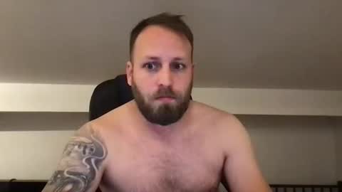 Snapshot of kobasic chatting on 12-16-24, 01:53 hugo online show from 12-16-24, 01:53