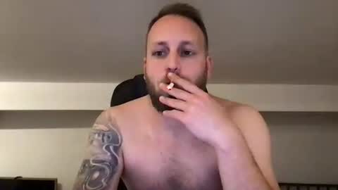 Snapshot of kobasic chatting on 12-31-24, 02:08 hugo online show from 12-31-24, 02:08