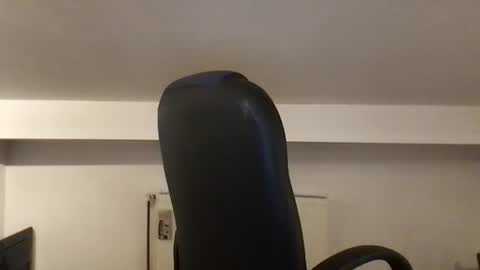 Snapshot of kobasic chatting on 01-21-25, 10:08 hugo online show from 01-21-25, 10:08