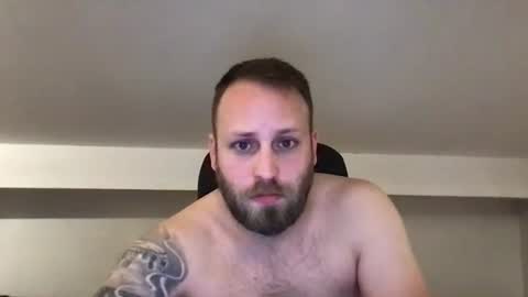 Snapshot of kobasic chatting on 01-29-25, 06:18 hugo online show from 01-29-25, 06:18