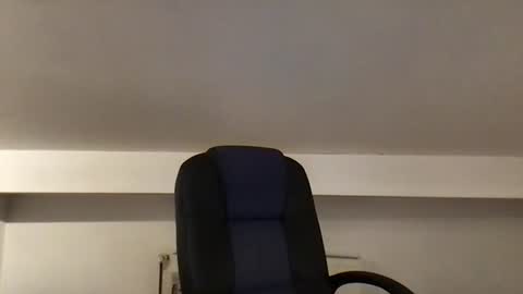 Snapshot of kobasic chatting on 02-03-25, 06:07 hugo online show from 02-03-25, 06:07