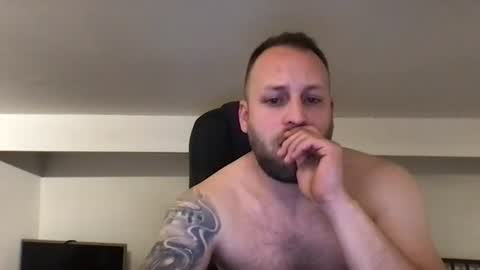 Snapshot of kobasic chatting on 02-17-25, 11:09 hugo online show from 02-17-25, 11:09