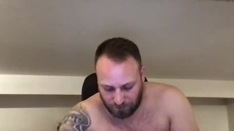 Snapshot of kobasic chatting on 02-22-25, 09:59 hugo online show from 02-22-25, 09:59