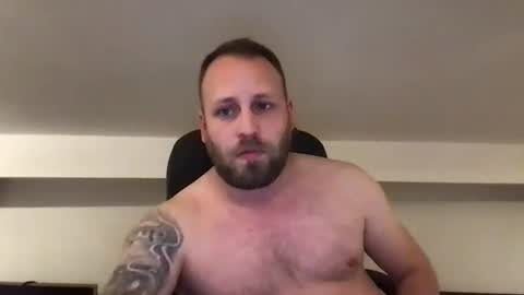 Snapshot of kobasic chatting on 02-24-25, 05:42 hugo online show from 02-24-25, 05:42