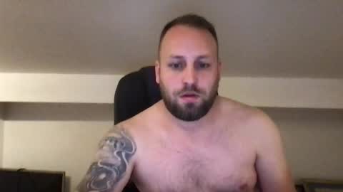 Snapshot of kobasic chatting on 09-18-25, 01:51 hugo online show from 09-18-25, 01:51